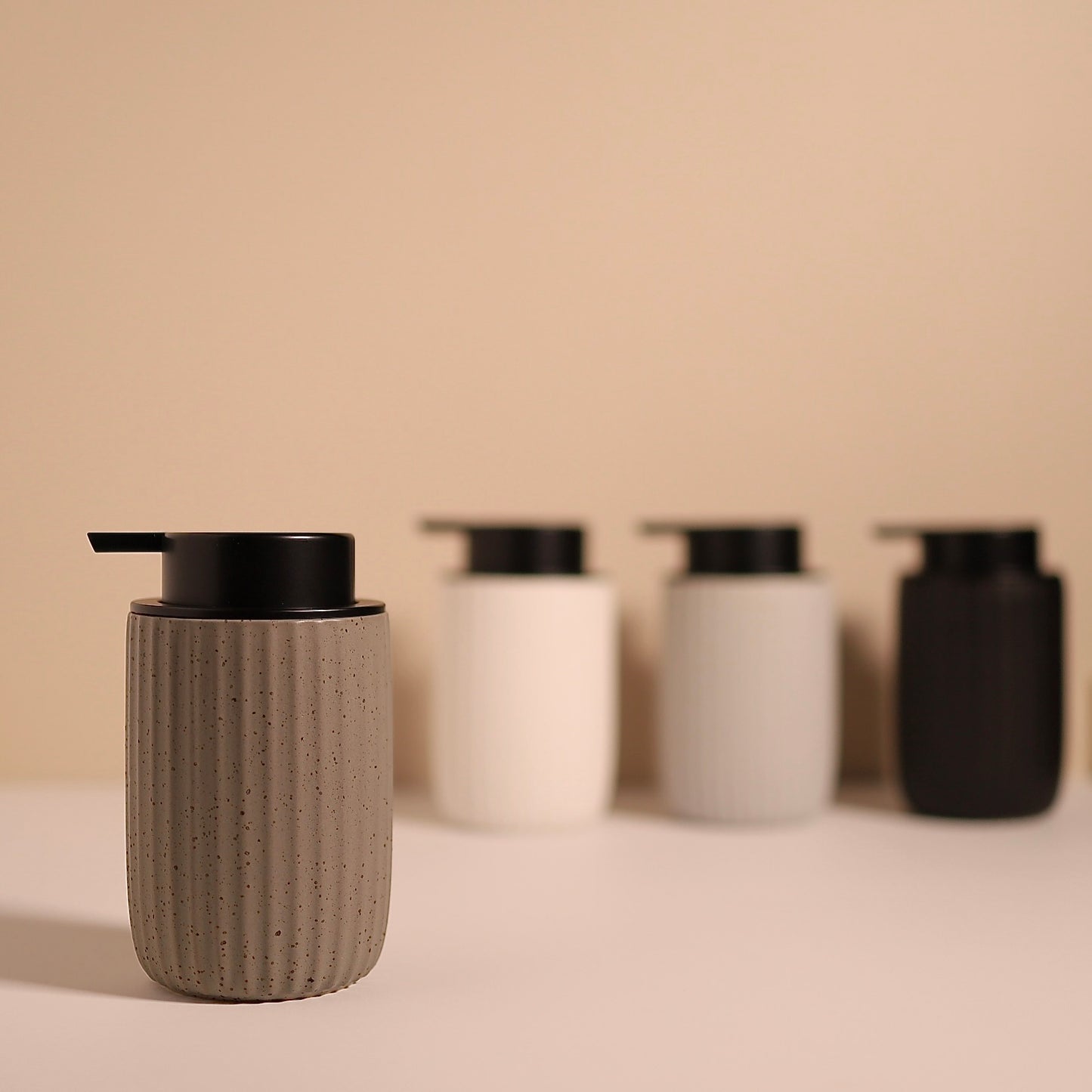 GLITTERTIND Ceramic Grooved Dispenser (Foam and Liquid)