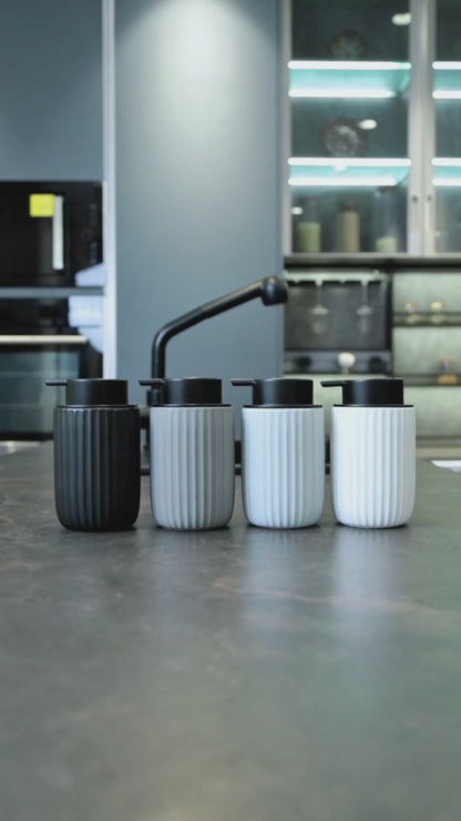 GLITTERTIND Ceramic Grooved Dispenser (Foam and Liquid)